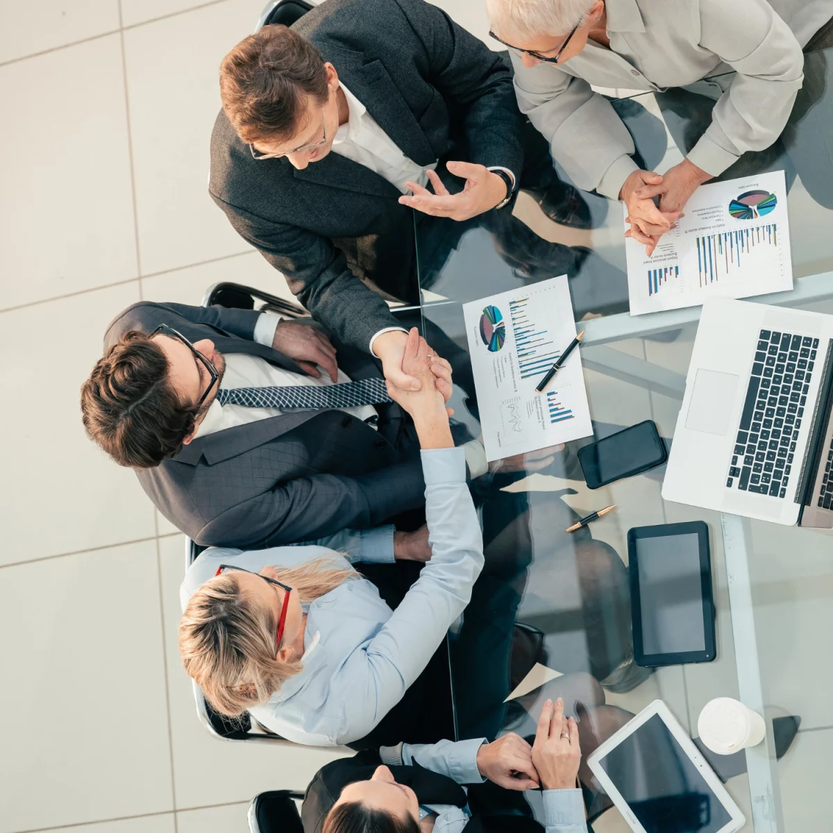 Jak przyjemnie reklamować biznes?